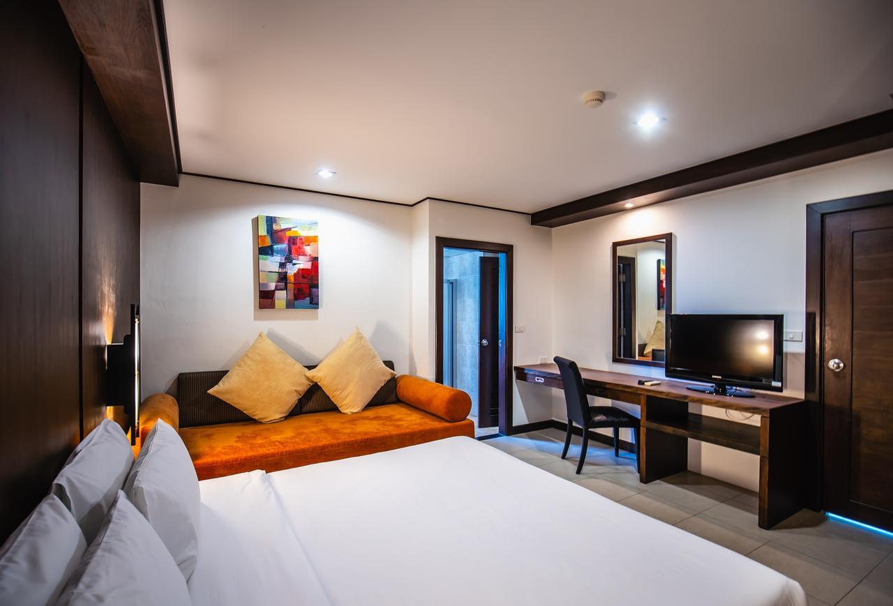 Ratana Apart-Hotel at Chalong