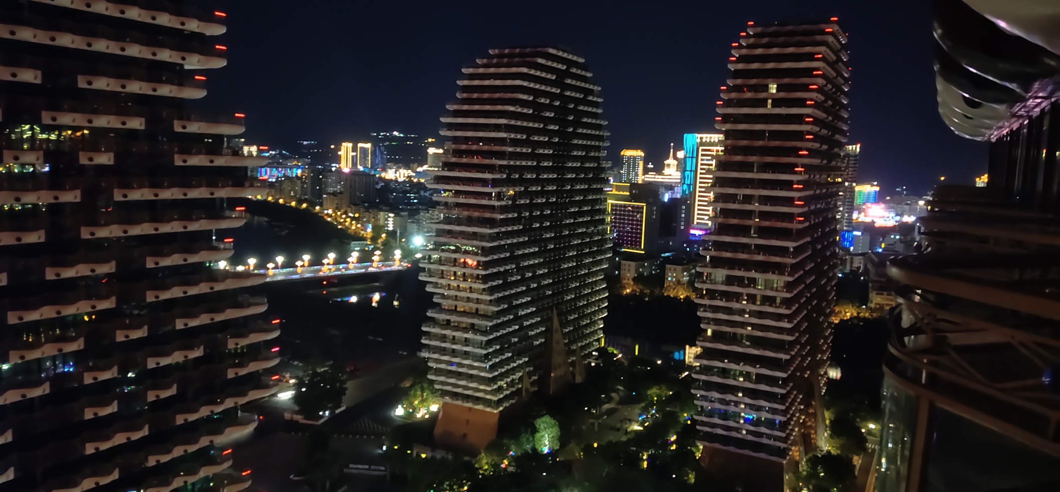 Beauty Crown Hotel 5*