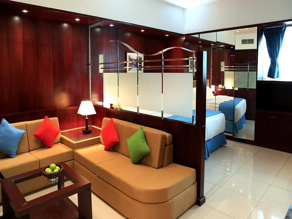 Arcadia Hotel Apartments 4*