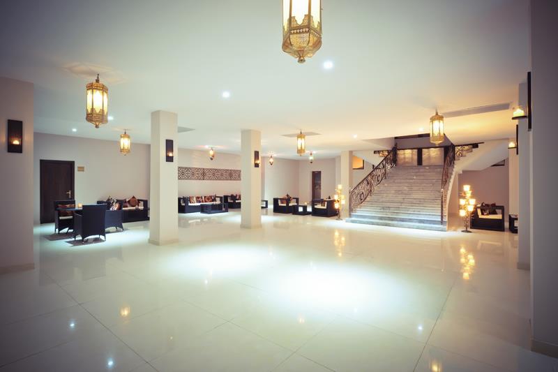 Karvan Palace Hotel & Resort 4*