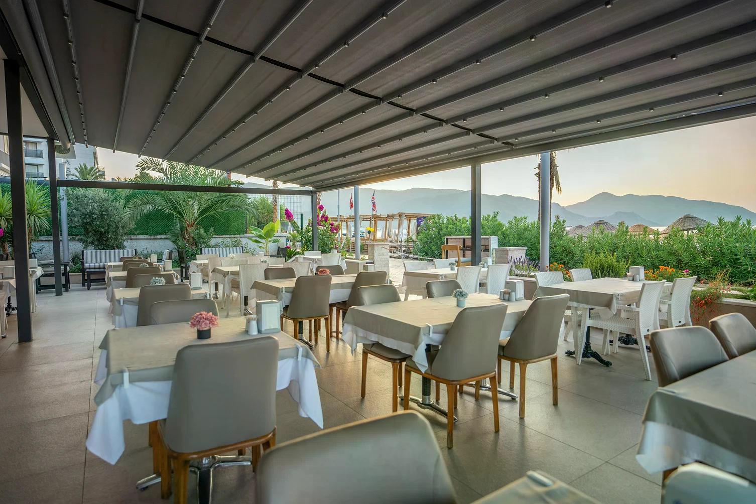 Pasa Garden Beach Hotel 4*