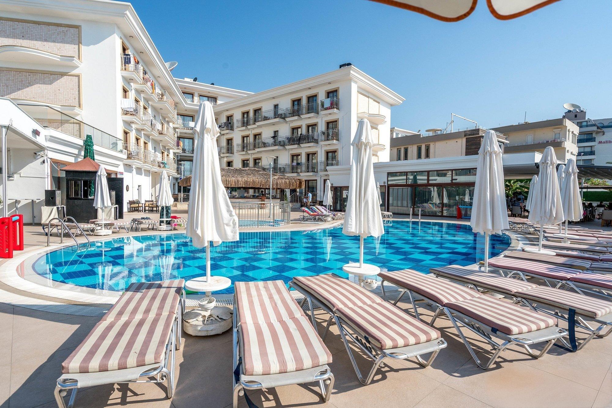 Pasa Garden Beach Hotel 4*