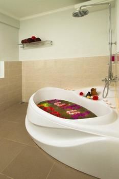 Balibaliku Beach Front Luxury Private Pool Villa 4*