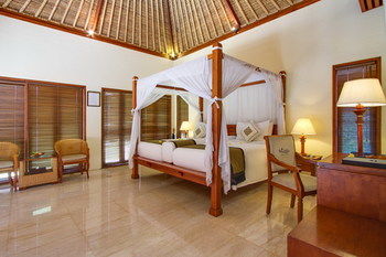 Balibaliku Beach Front Luxury Private Pool Villa 4*