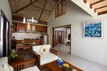 Balibaliku Beach Front Luxury Private Pool Villa 4*