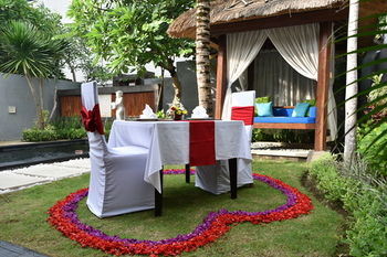 Balibaliku Beach Front Luxury Private Pool Villa 4*