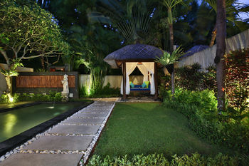 Balibaliku Beach Front Luxury Private Pool Villa 4*