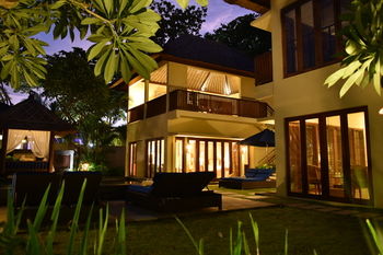 Balibaliku Beach Front Luxury Private Pool Villa 4*