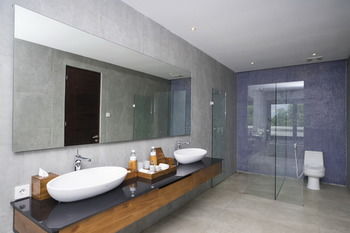 The Samata 4*