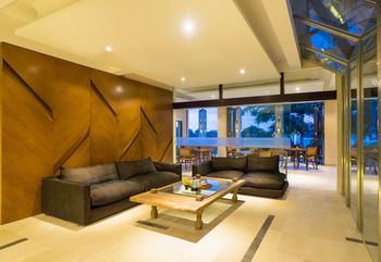 The Samata 4*