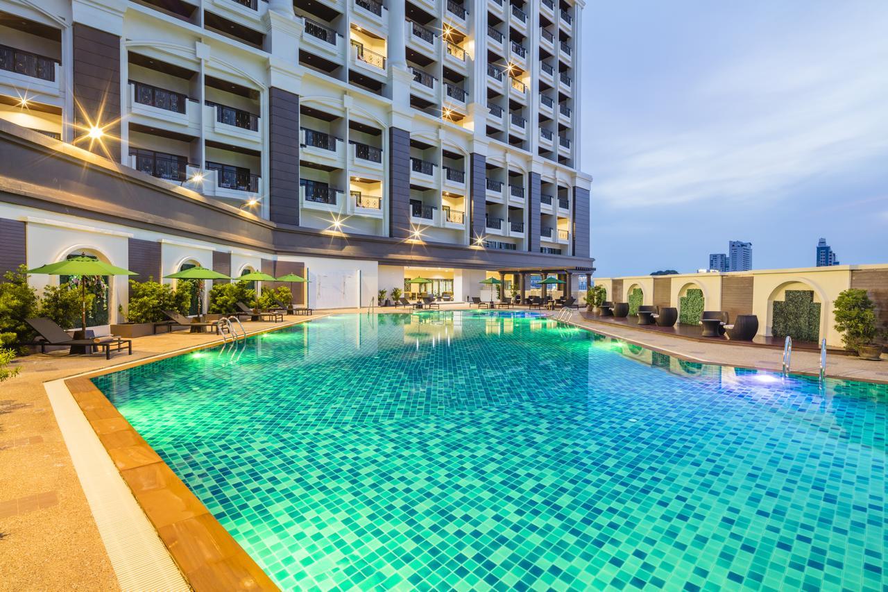 Pattaya grand. Паттайя Гранд отель. Grand Palazzo Hotel Pattaya. Гранд отель Тайланд. Grand Palazzo Hotel 5*.