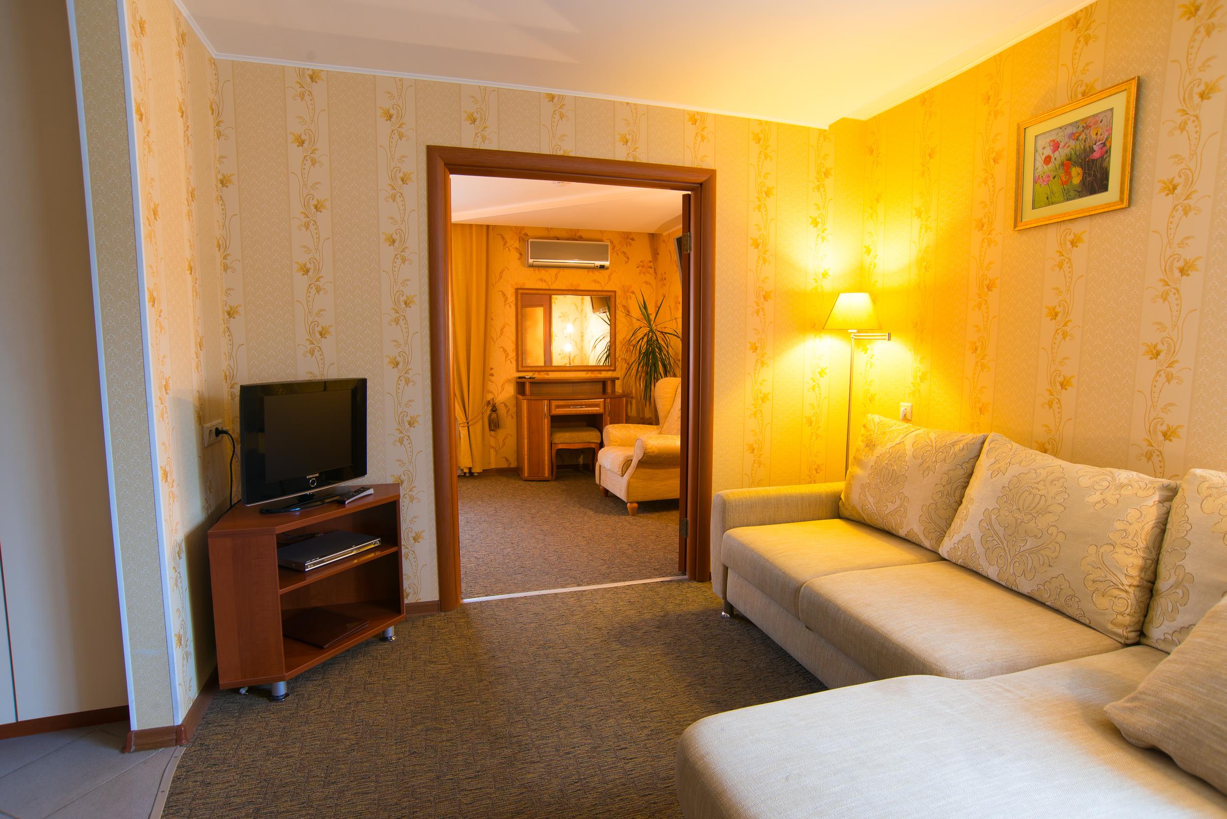 Suite Hotel 3*