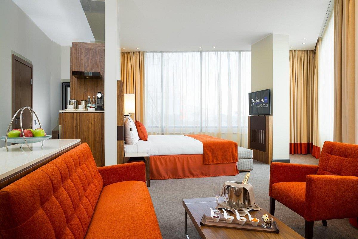 Radisson Blu Hotel, Moscow Sheremetyevo Airport 5*