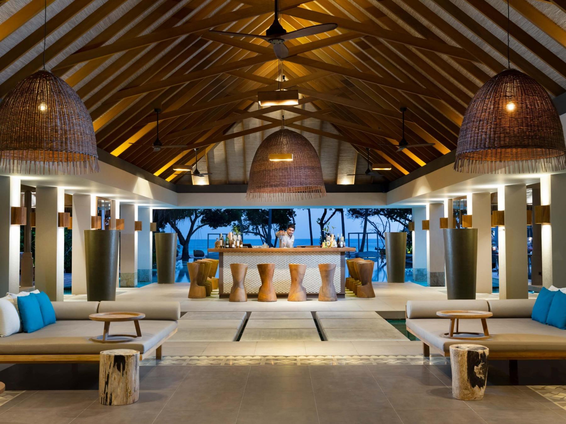 Vakkaru Maldives 5*Deluxe (Баа Атолл)