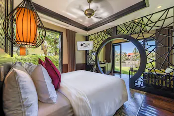 Koi Resort & Spa 5*