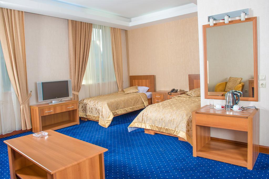 Caspian Ulduz Hotel 4*