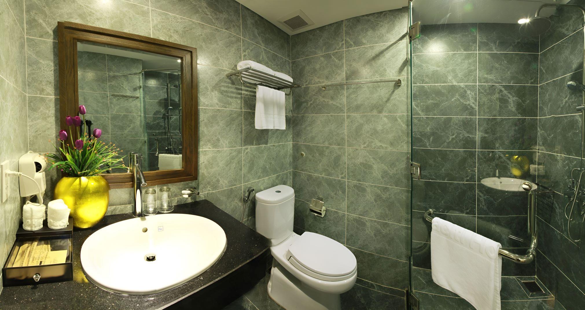 Danaciti Hotel 4*