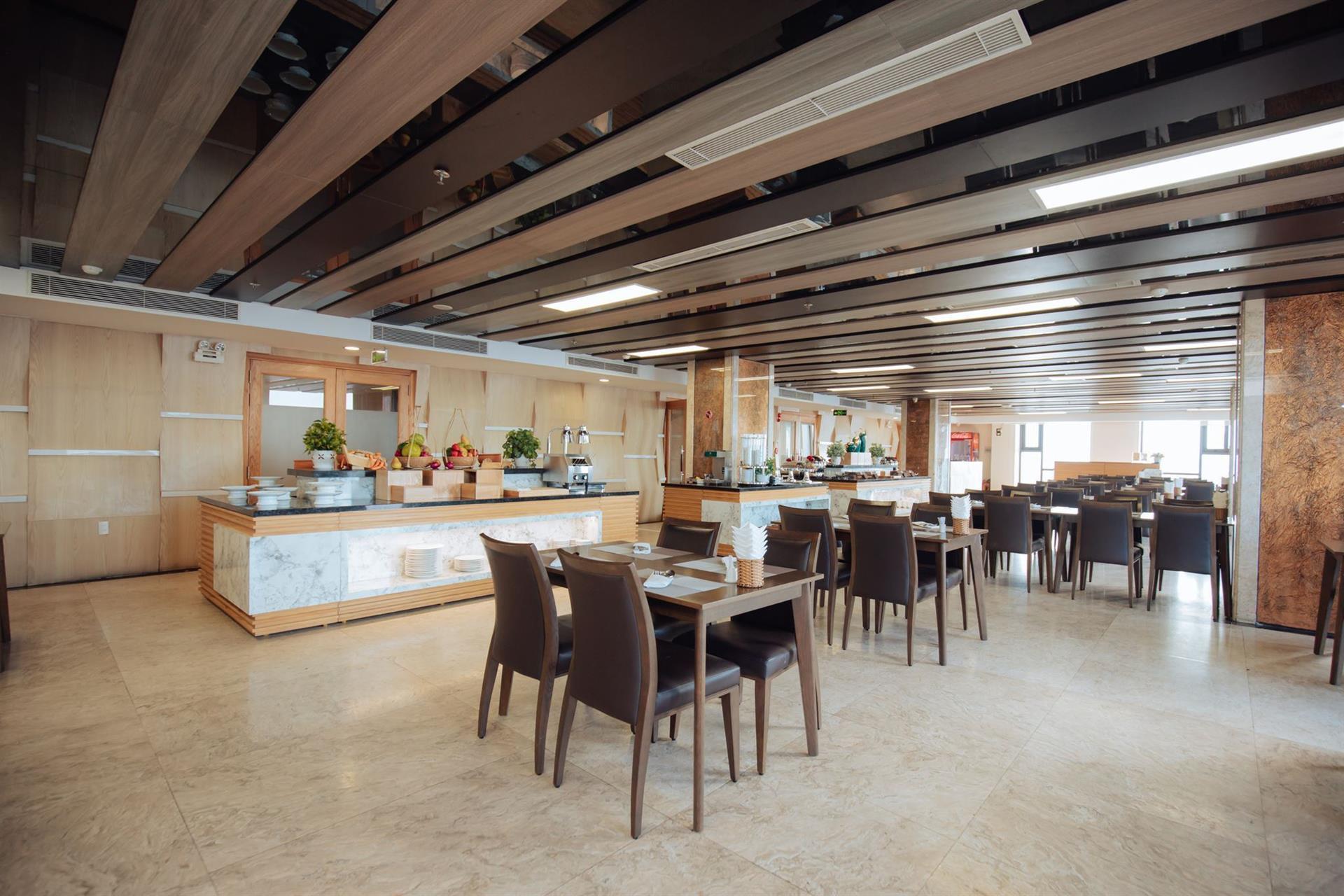 Danaciti Hotel 4*