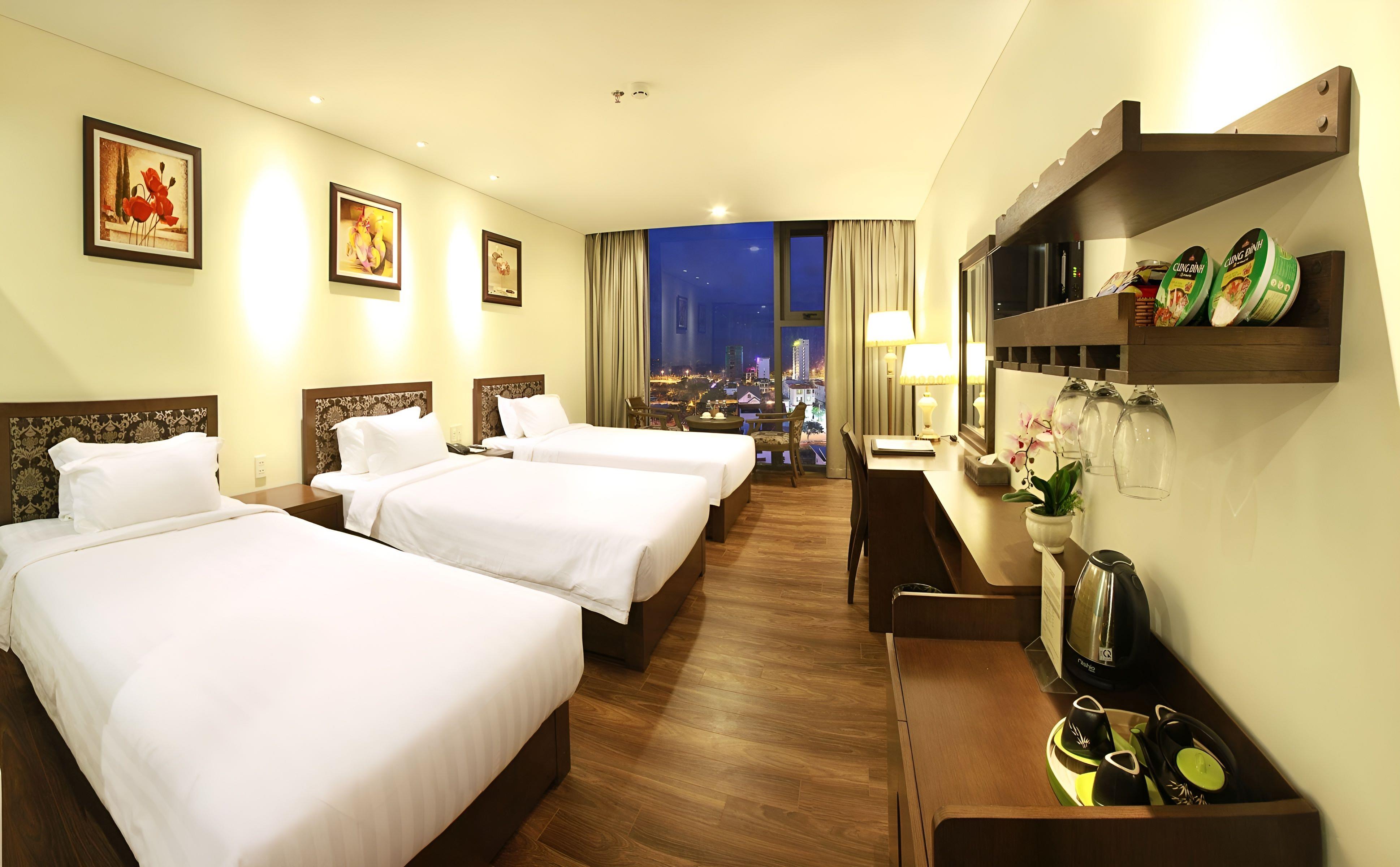 Danaciti Hotel 4*