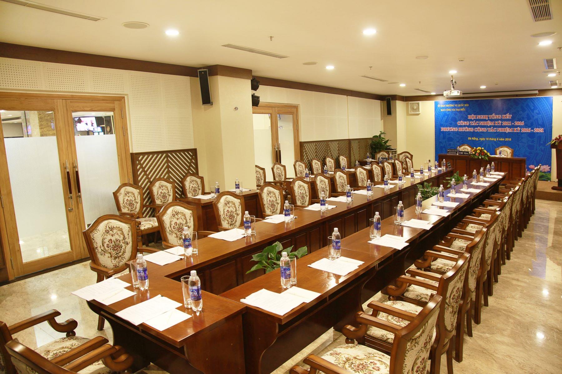 Danaciti Hotel 4*