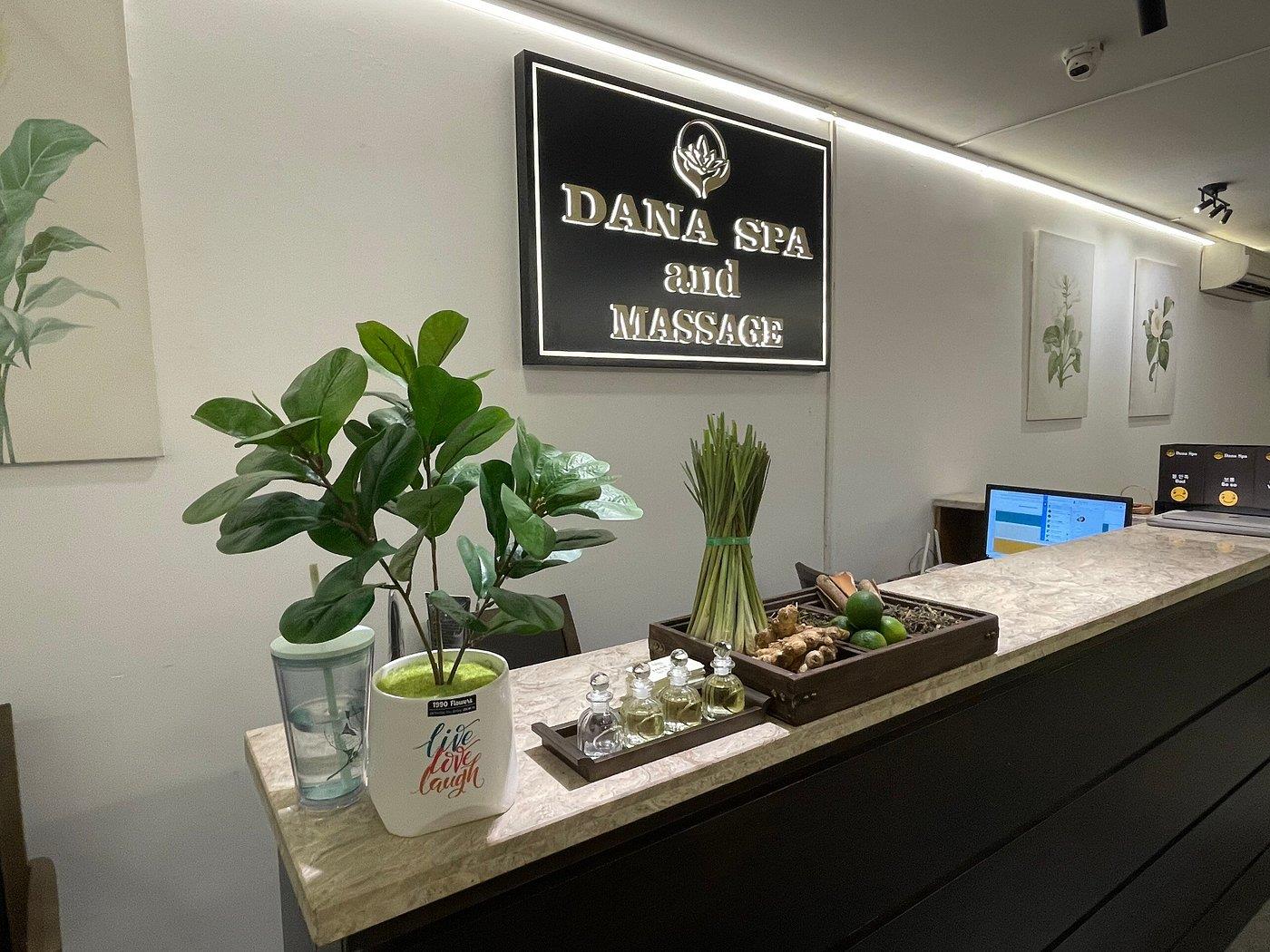 Danaciti Hotel 4*