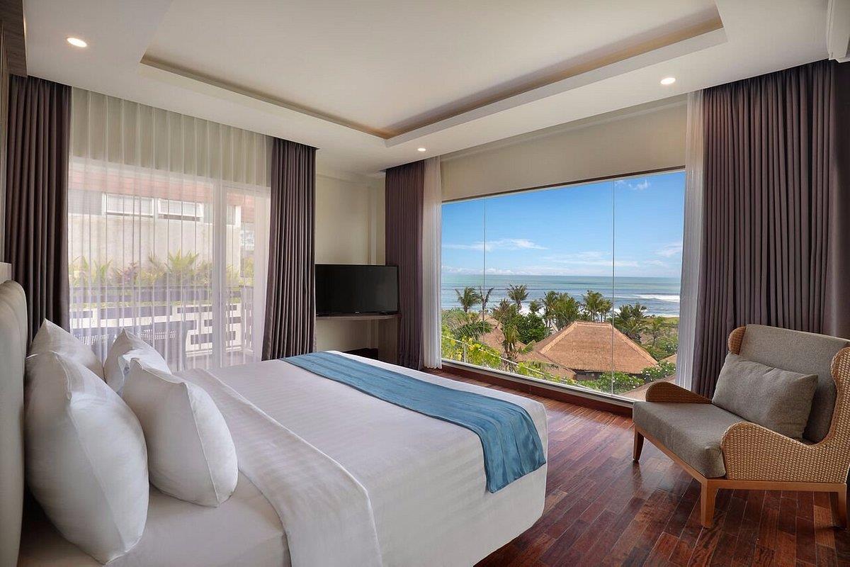 Aston Canggu Beach Resort 4*