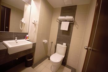 Adya Hotel Langkawi 5*