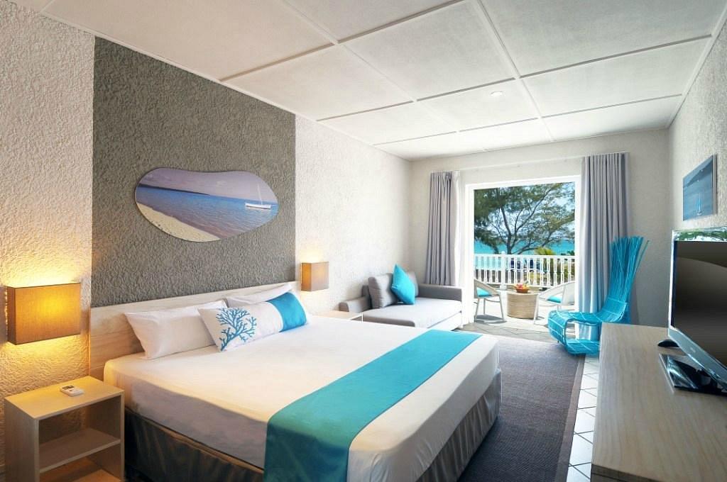 Astroea Beach Hotel 3*