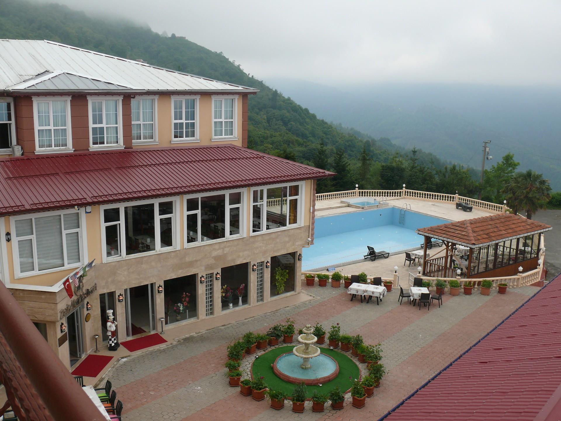 Zarha Mountain Resort 4*