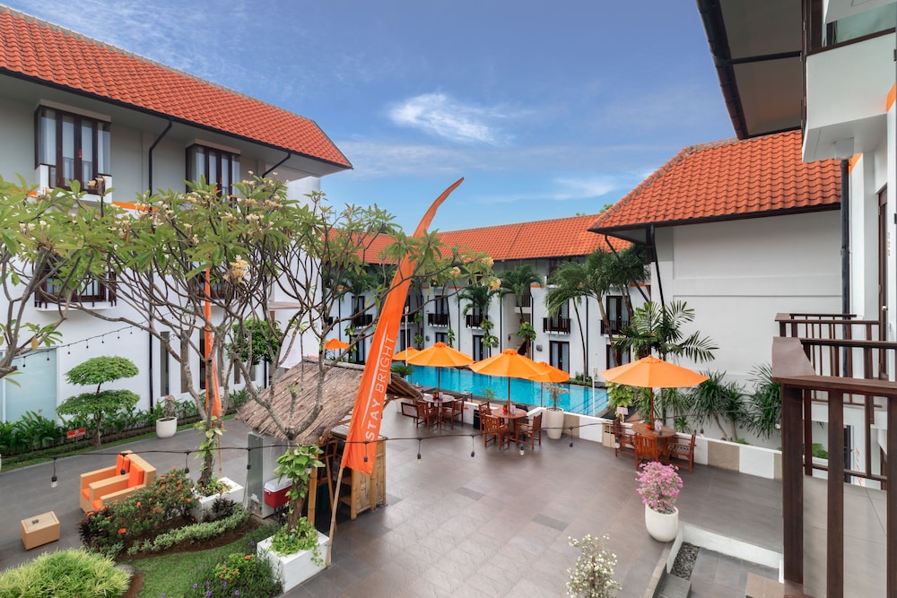 Harris Hotel Raya Kuta - Bali 4*