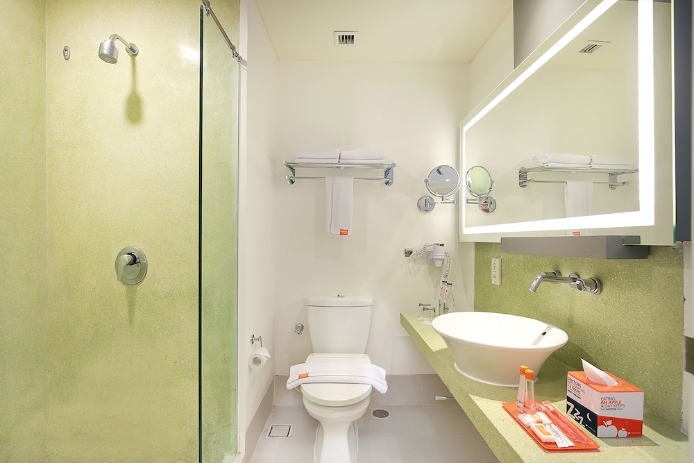 Harris Hotel Raya Kuta - Bali 4*