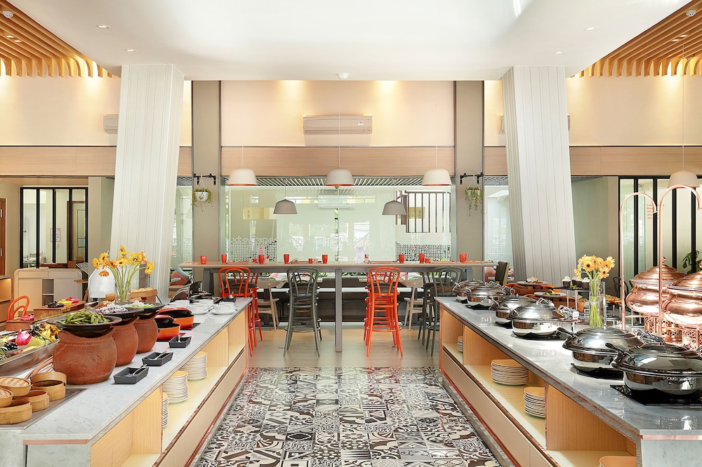 Harris Hotel Raya Kuta - Bali 4*