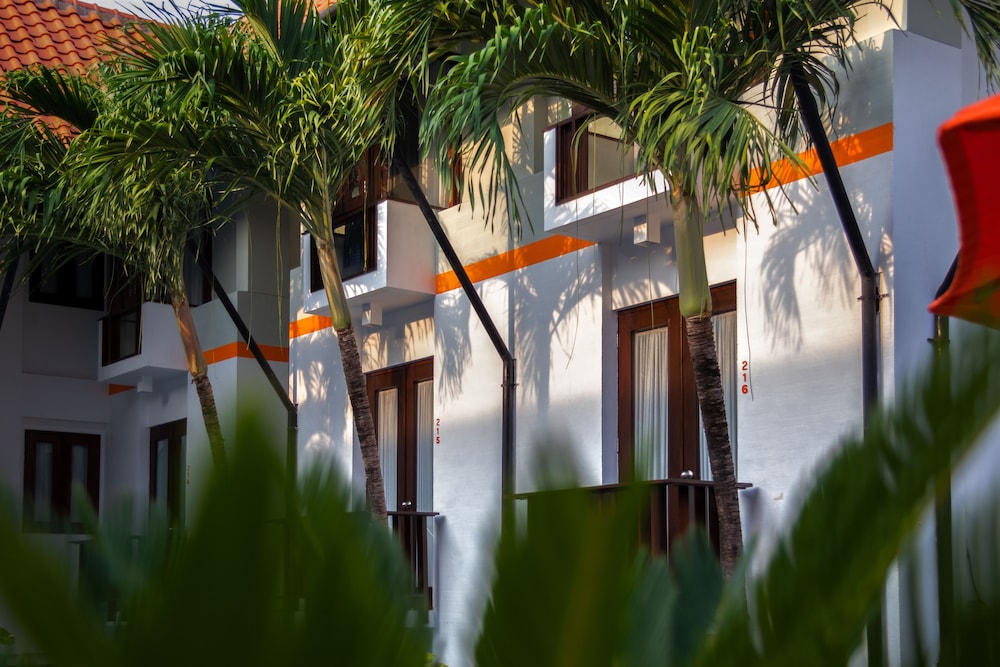 Harris Hotel Raya Kuta - Bali 4*