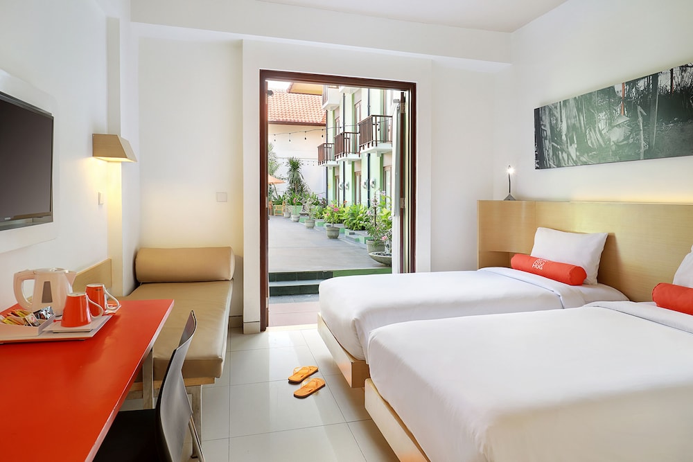 Harris Hotel Raya Kuta - Bali 4*
