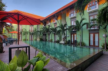 Harris Hotel Raya Kuta - Bali 4*