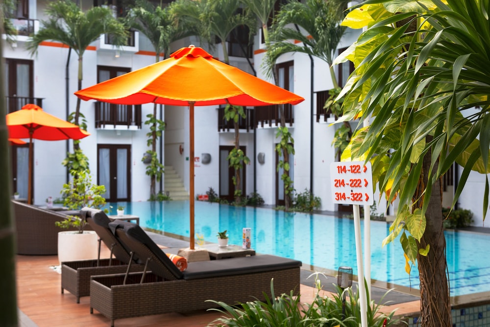 Harris Hotel Raya Kuta - Bali 4*