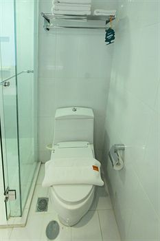 Harris Hotel Raya Kuta - Bali 4*