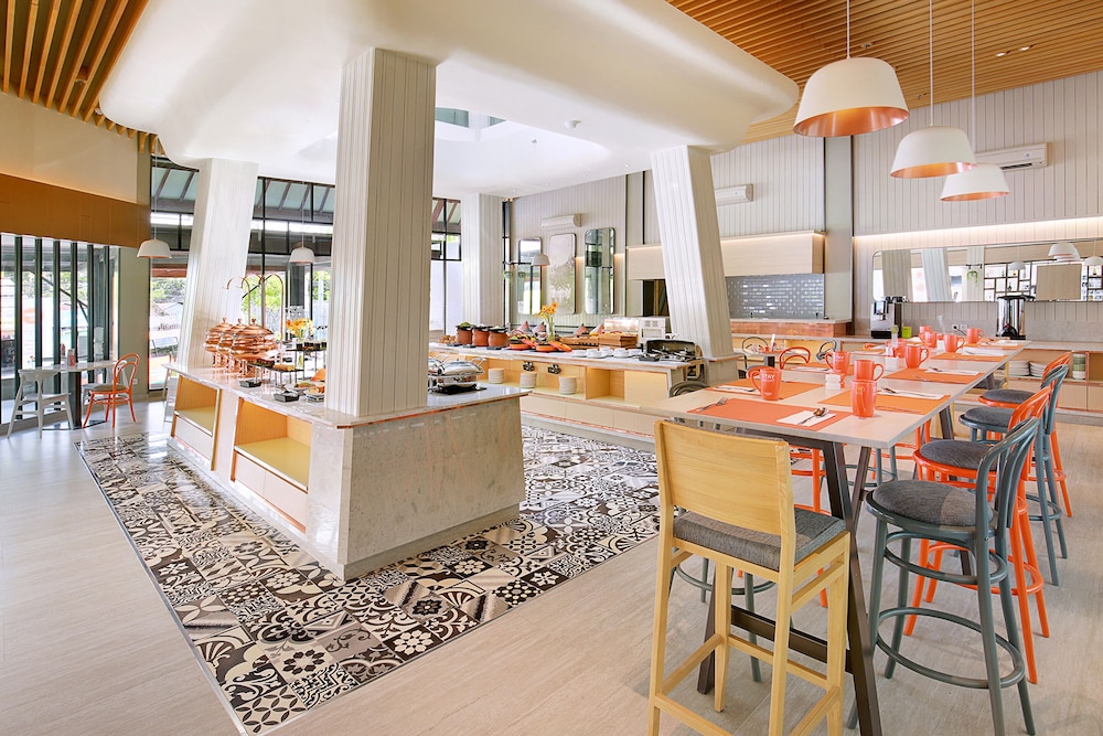 Harris Hotel Raya Kuta - Bali 4*