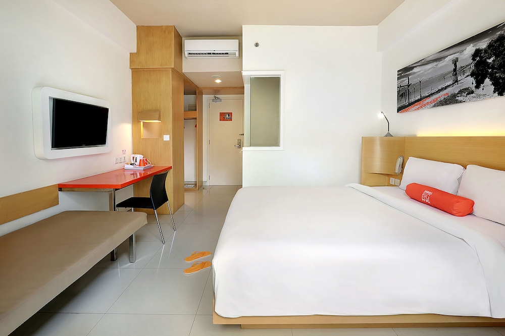 Harris Hotel Raya Kuta - Bali 4*