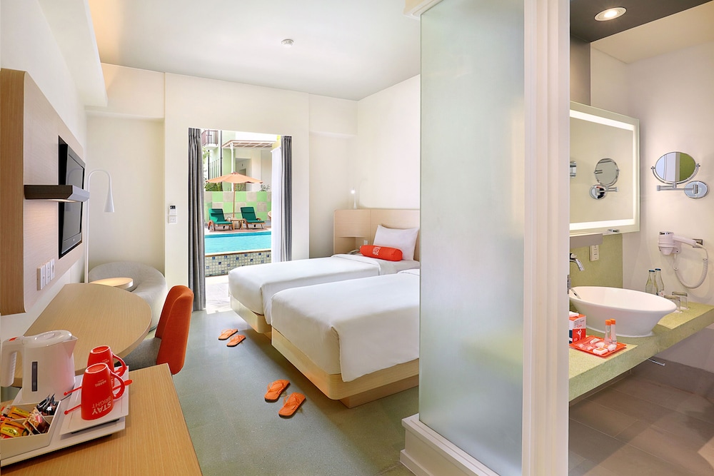 Harris Hotel Raya Kuta - Bali 4*