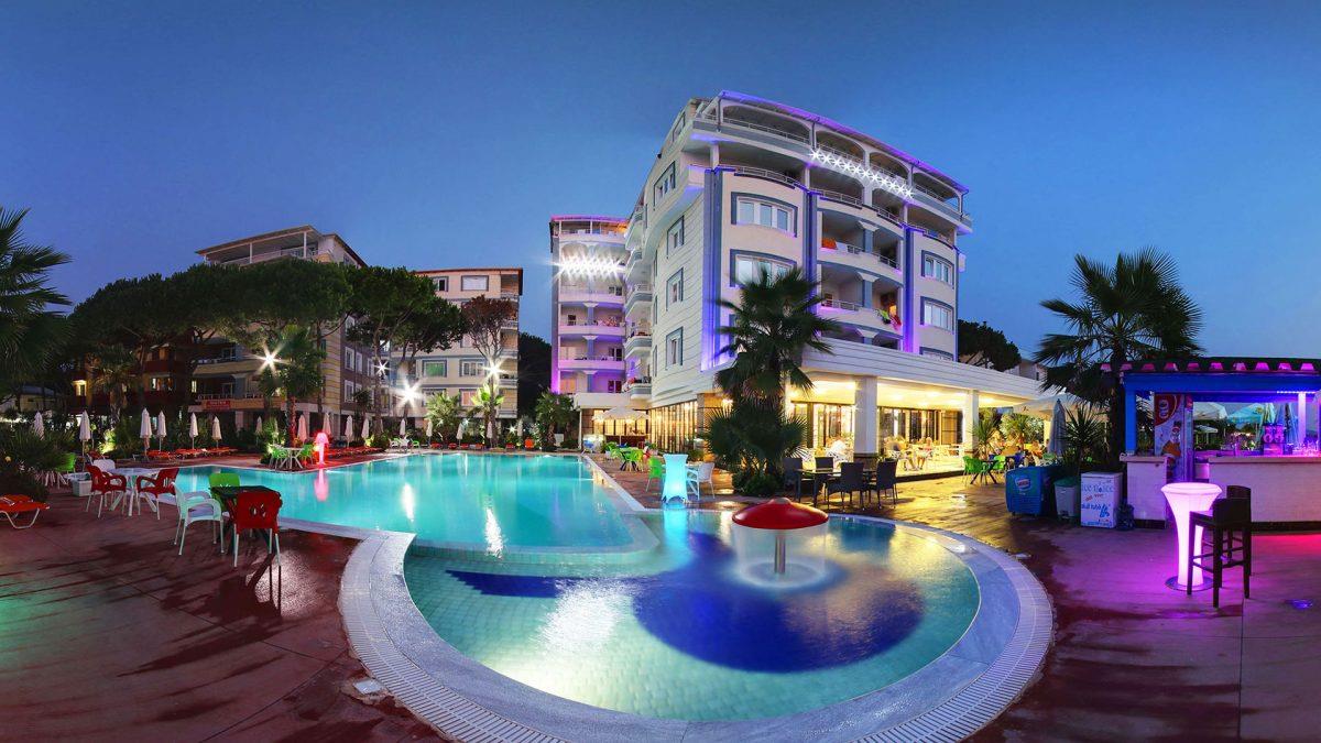 Grand Blue Fafa Resort 5*