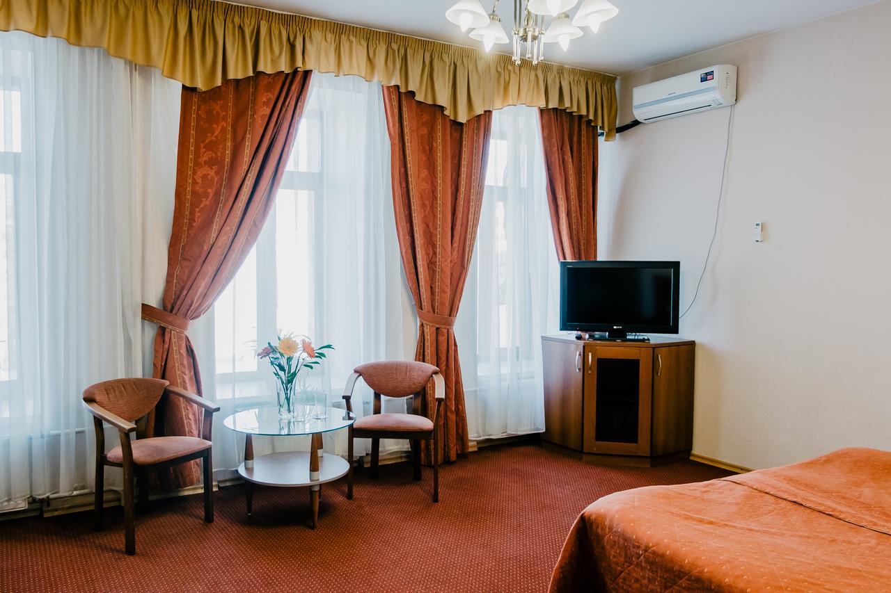 Nevsky Hotel Fort 3*