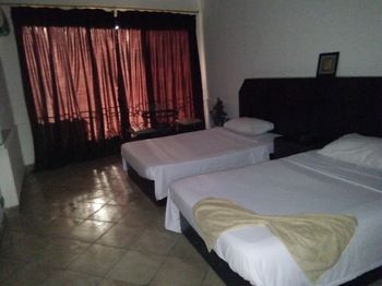 Arabesque Hotel 2*
