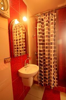 Arabesque Hotel 2*