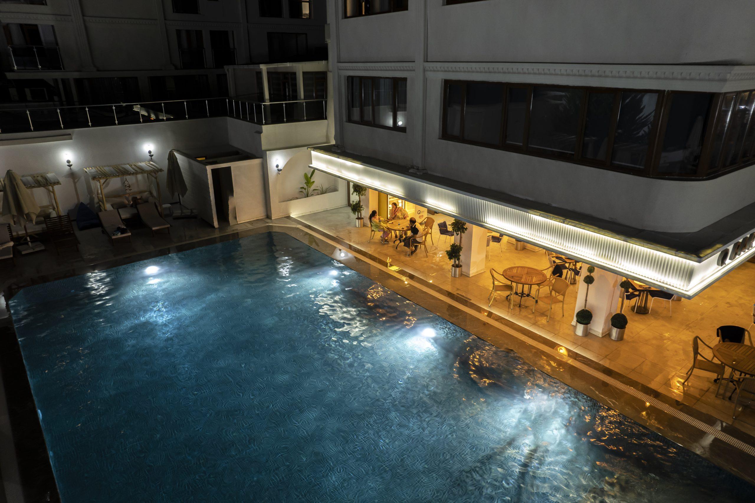 Qinn Hotel 3*