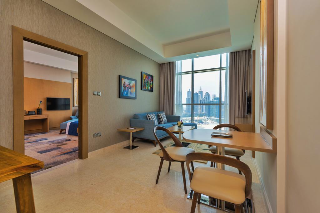 Canal Central Hotel - Business Bay 5*