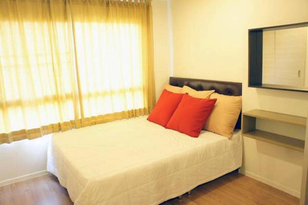 Airport Link Hua Mak Condo 3*