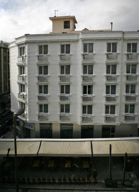 Diana Hotel 3*