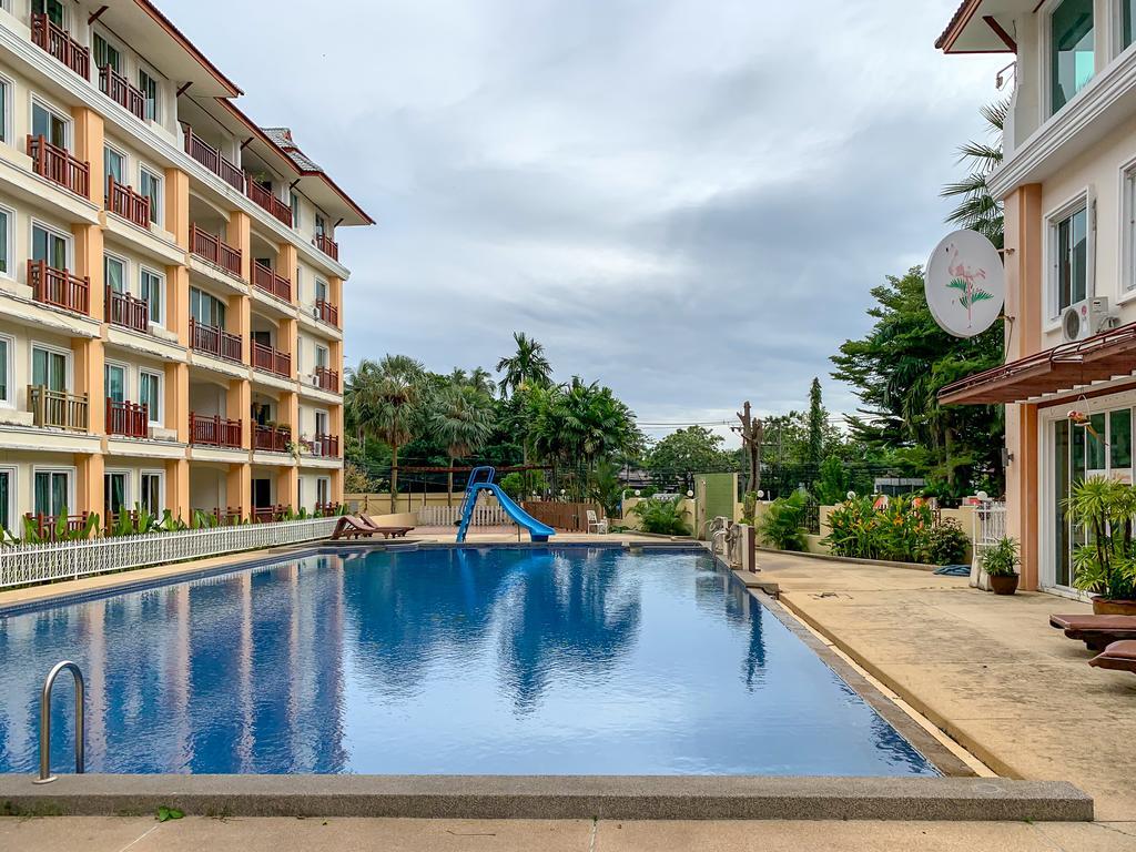 Palm Breeze Resort 0*