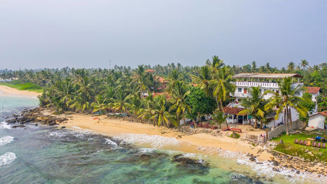 Туры на шри ланку с перелетом. Ахангама Шри Ланка. Пляж Велигама Ахангама Шри Ланка. Шри Ланка курорты в 2022. Шри Ланка Хиккадува 2022.
